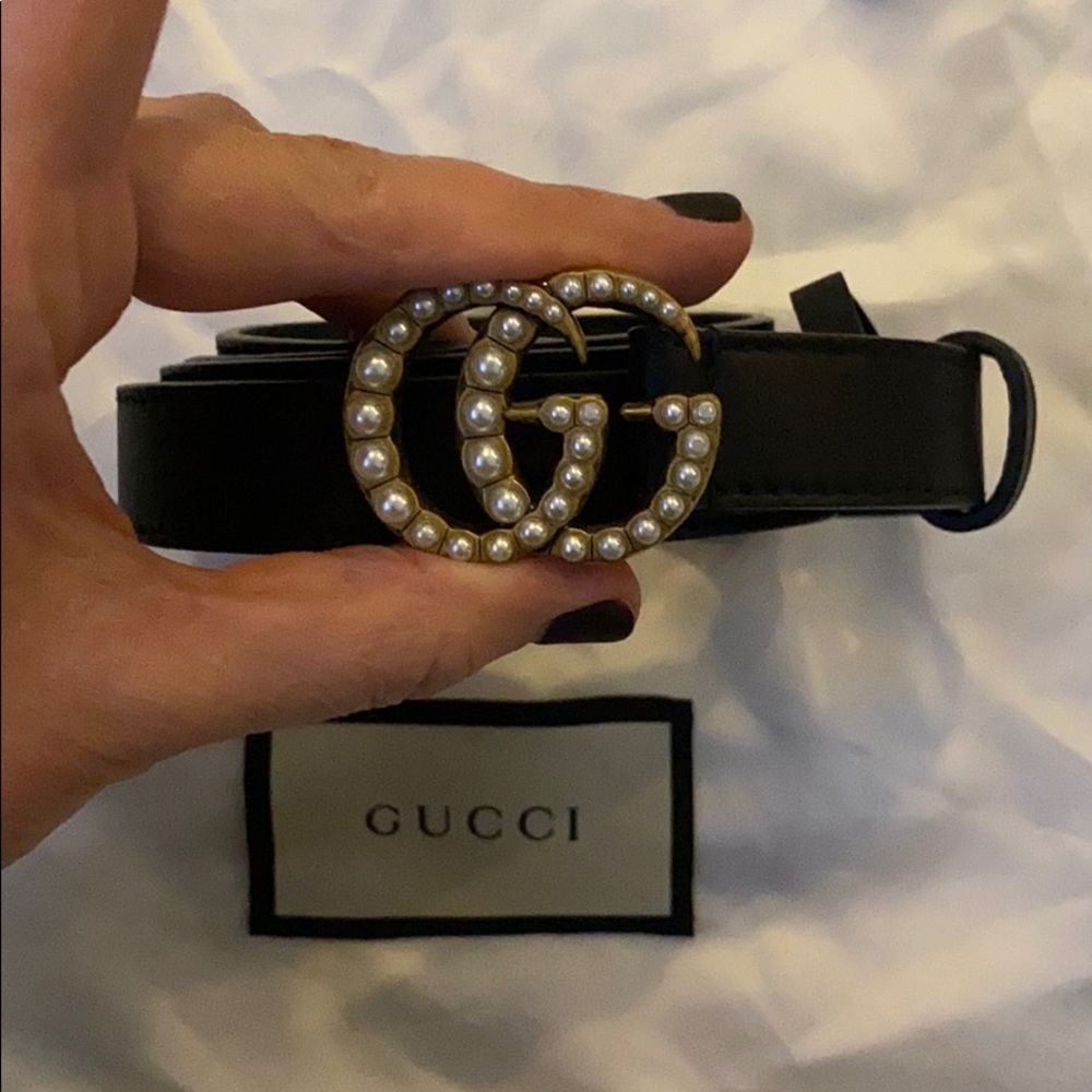Black pearl GG belt